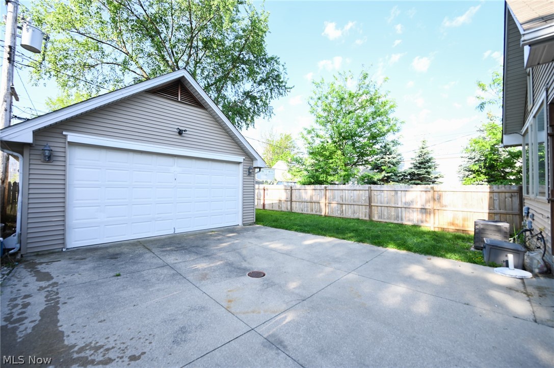 17725 Puritas Avenue Cleveland OH 44135