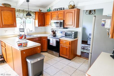 8780 Oakwood Lane North Royalton OH 44133