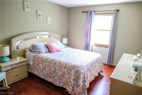 8780 Oakwood Lane North Royalton OH 44133