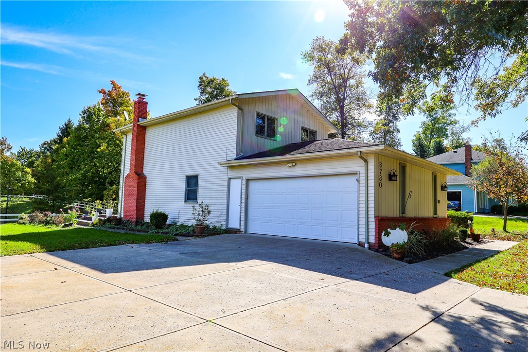 8780 Oakwood Lane North Royalton OH 44133
