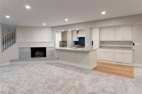 1921 Wynwood Drive Rocky River OH 44116