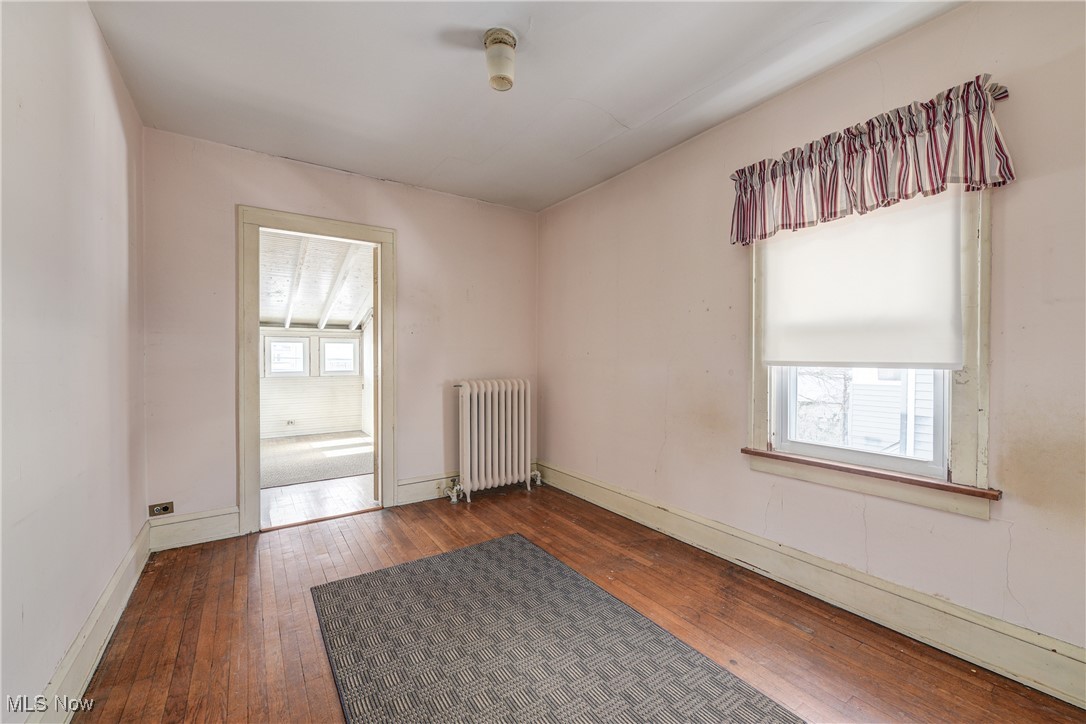 1262 Gladys Lakewood OH 44107