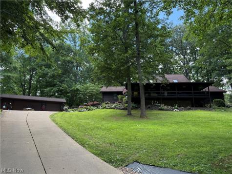 2653 Constance Drive Millersburg OH 44654