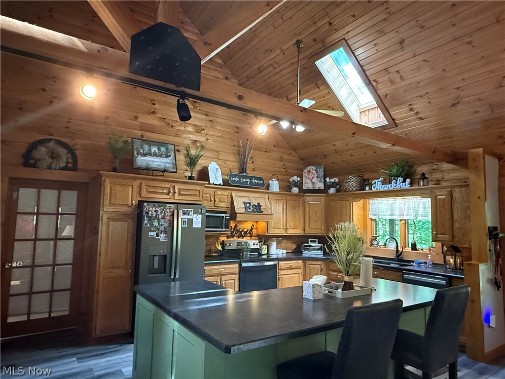 2653 Constance Drive Millersburg OH 44654
