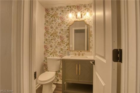 1461 Wimbledon Circle Stow OH 44224