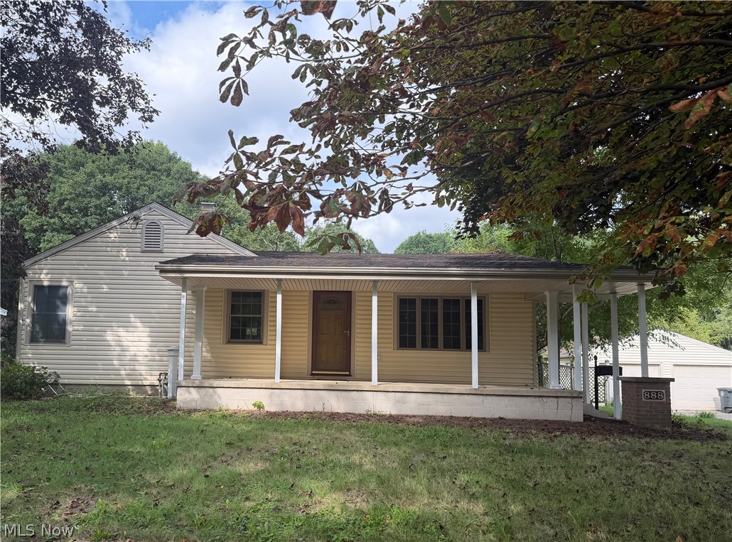 888 Danmead Avenue Akron OH 44305