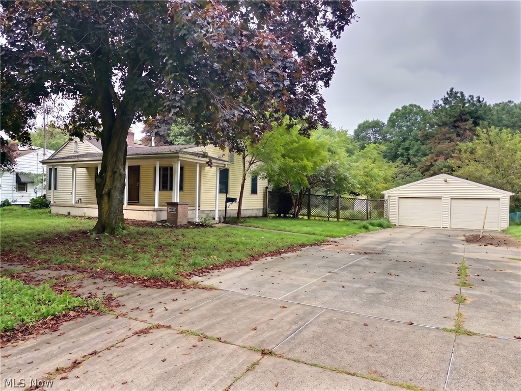 888 Danmead Avenue Akron OH 44305