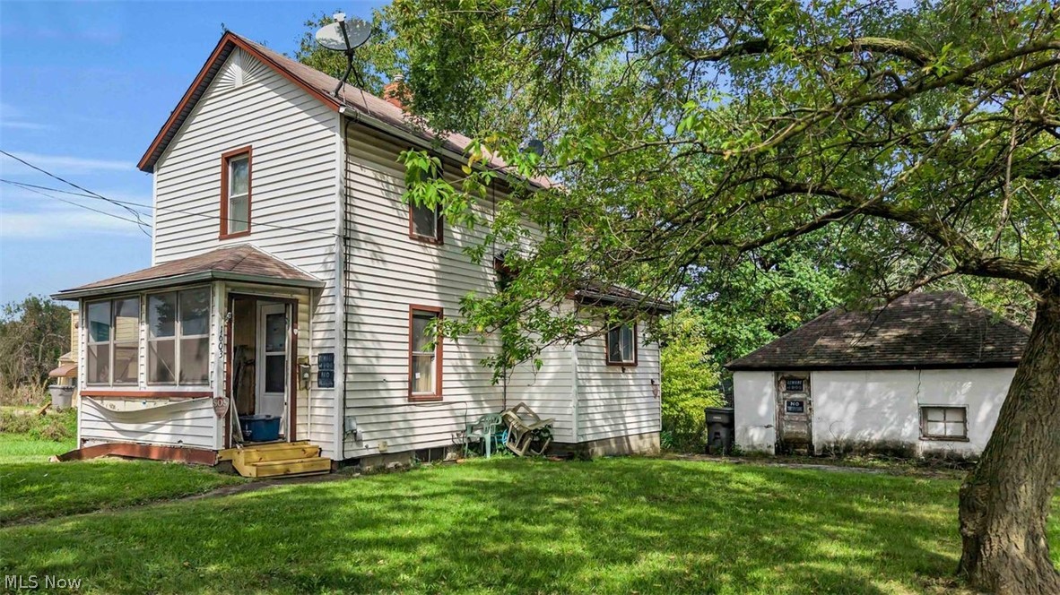 1603 Salt Springs Road Youngstown OH 44509