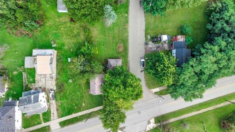 1603 Salt Springs Road Youngstown OH 44509