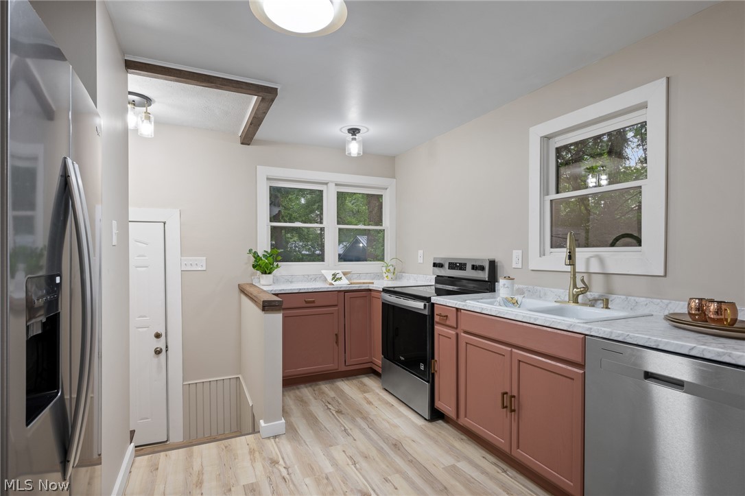 174 Killian Road Akron OH 44319