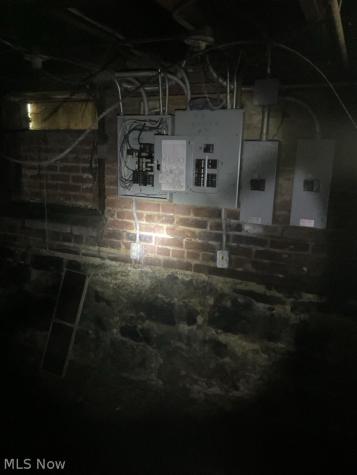 945 E 150th Street Cleveland OH 44110