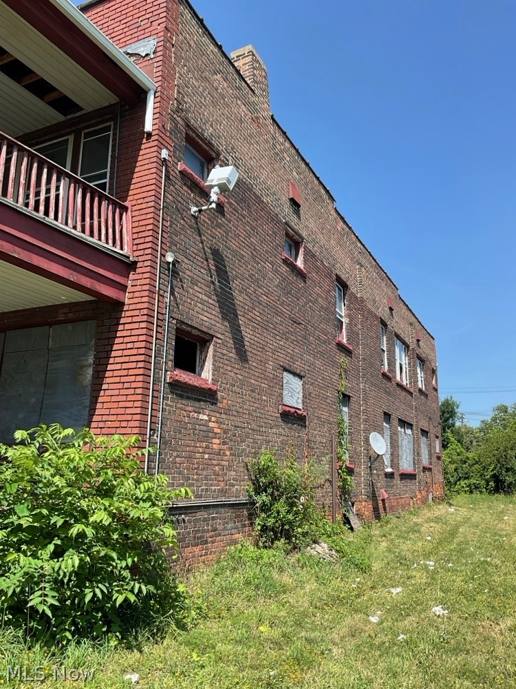 945 E 150th Street Cleveland OH 44110