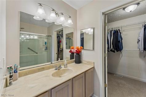4044 Primrose Way Lorain OH 44053