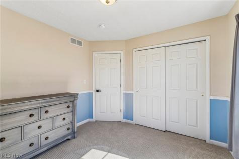 4044 Primrose Way Lorain OH 44053
