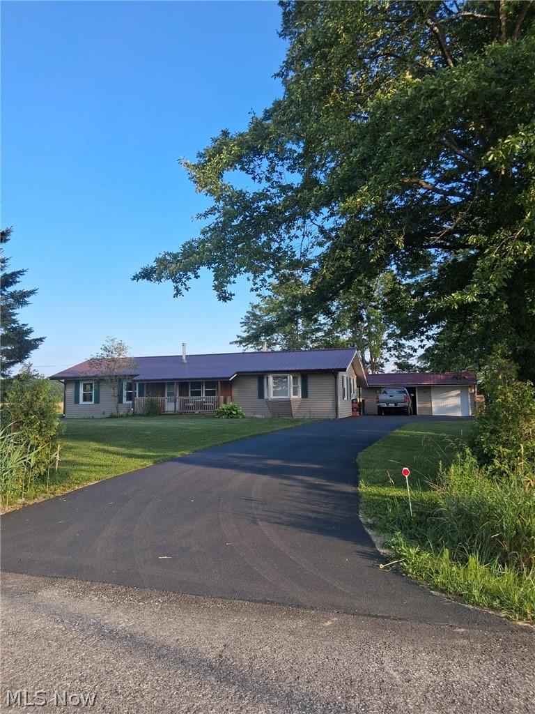 6874 Hammond Corners Road Pierpont OH 44082
