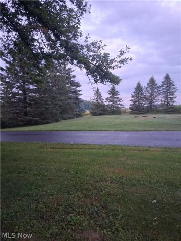 6874 Hammond Corners Road Pierpont OH 44082
