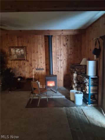 6874 Hammond Corners Road Pierpont OH 44082