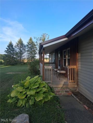 6874 Hammond Corners Road Pierpont OH 44082