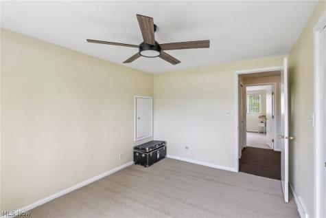 5420 Bluebell Drive Lyndhurst OH 44124