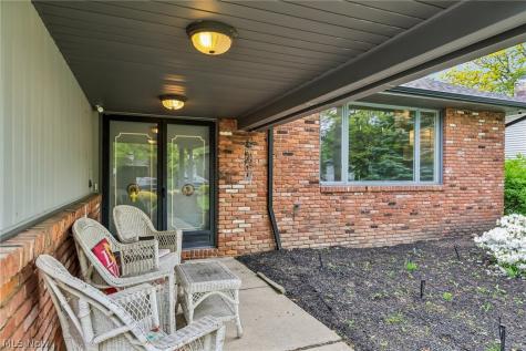 5420 Bluebell Drive Lyndhurst OH 44124