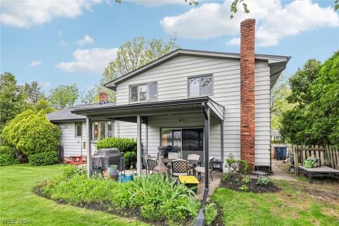 5420 Bluebell Drive Lyndhurst OH 44124