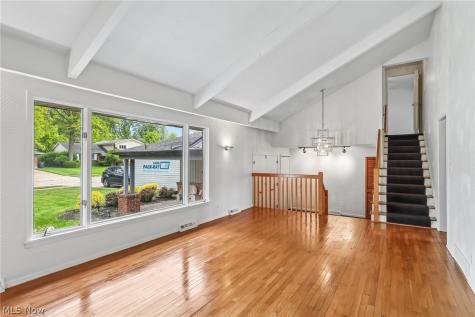 5420 Bluebell Drive Lyndhurst OH 44124