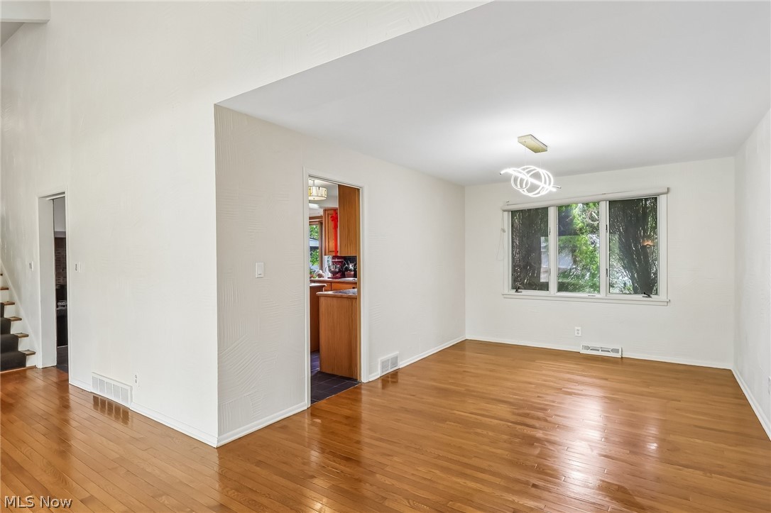 5420 Bluebell Drive Lyndhurst OH 44124