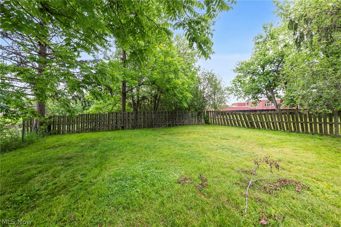 471 Lamson Avenue Bedford OH 44146