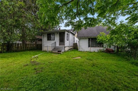 471 Lamson Avenue Bedford OH 44146