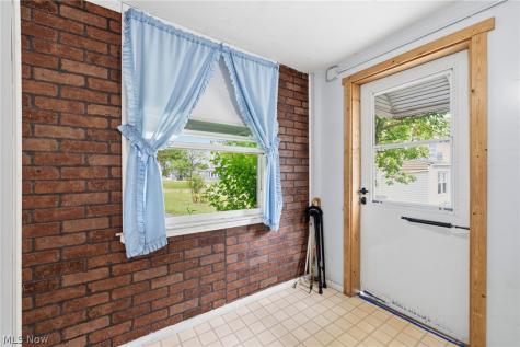 471 Lamson Avenue Bedford OH 44146