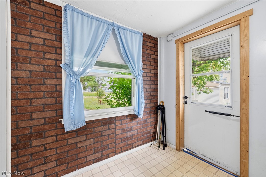 471 Lamson Avenue Bedford OH 44146
