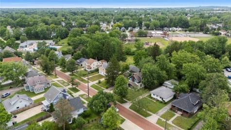 471 Lamson Avenue Bedford OH 44146