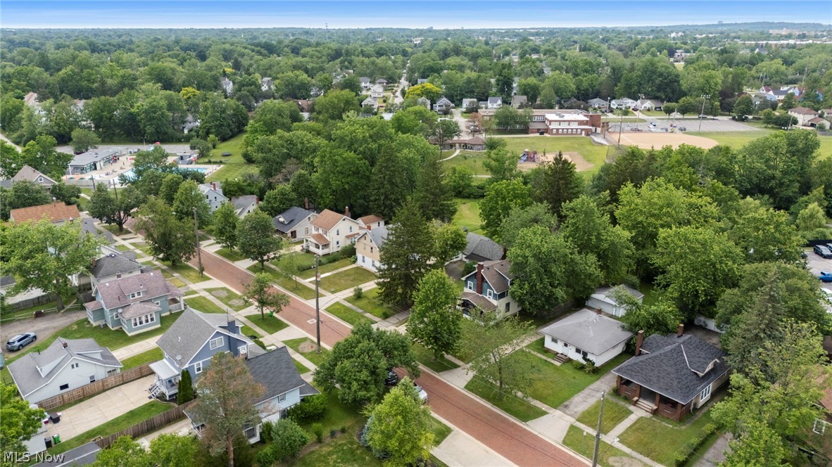 471 Lamson Avenue Bedford OH 44146