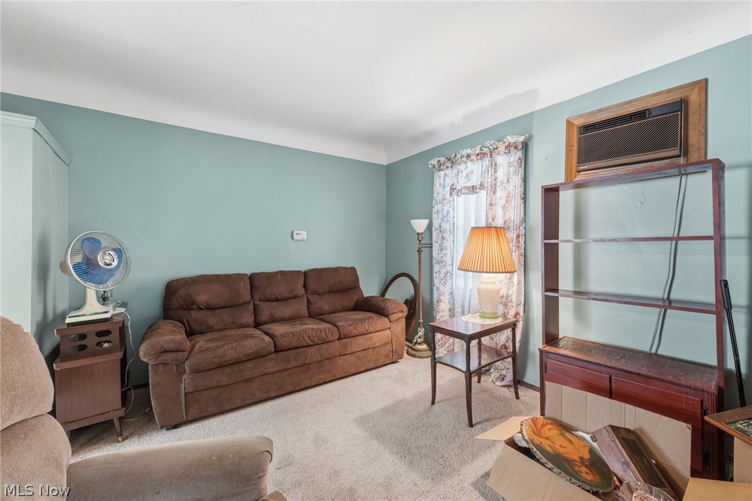 471 Lamson Avenue Bedford OH 44146