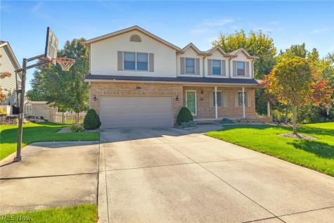 591 Breiton Circle Barberton OH 44203