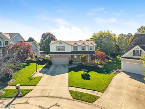 591 Breiton Circle Barberton OH 44203