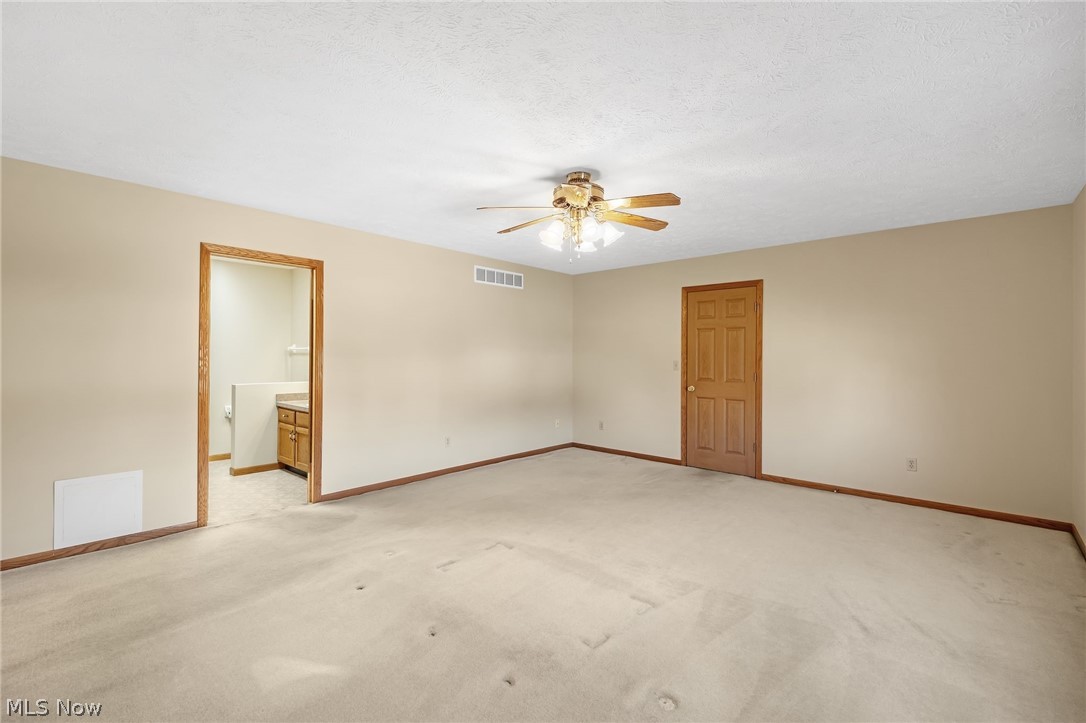 591 Breiton Circle Barberton OH 44203
