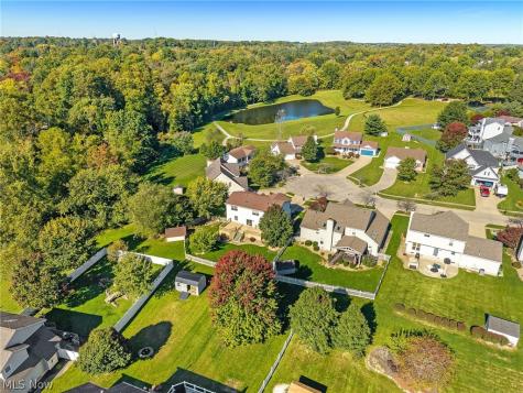 591 Breiton Circle Barberton OH 44203