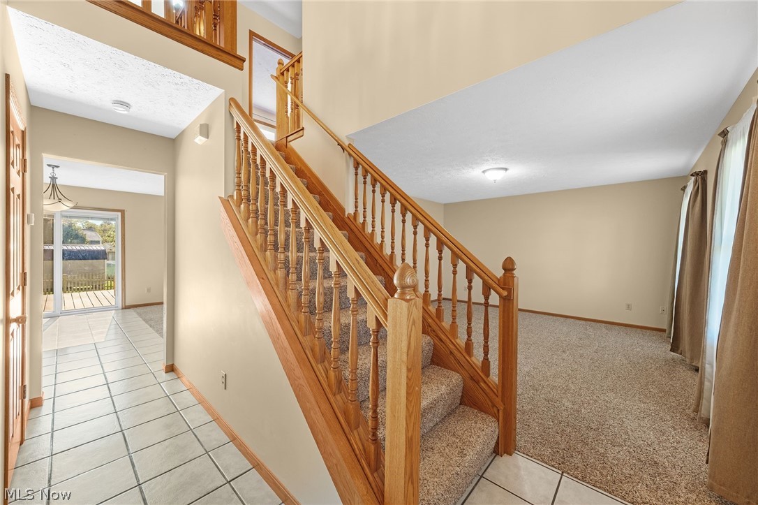 591 Breiton Circle Barberton OH 44203