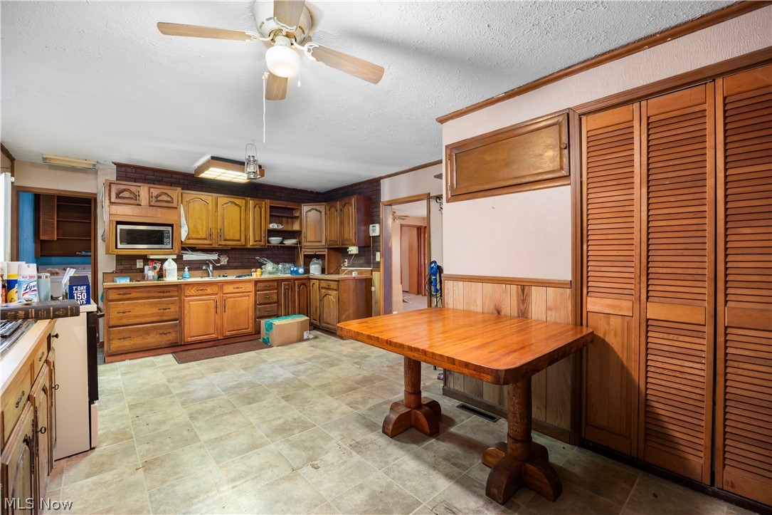 14307 Darrow Road Vermilion OH 44089
