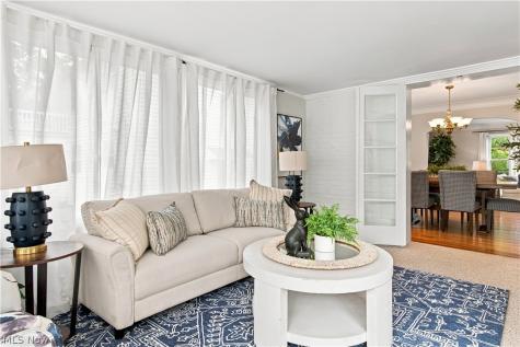 2368 Loyola Road University Heights OH 44118