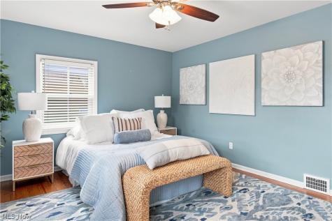 2368 Loyola Road University Heights OH 44118