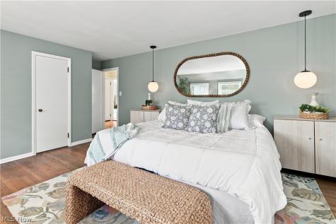 2368 Loyola Road University Heights OH 44118
