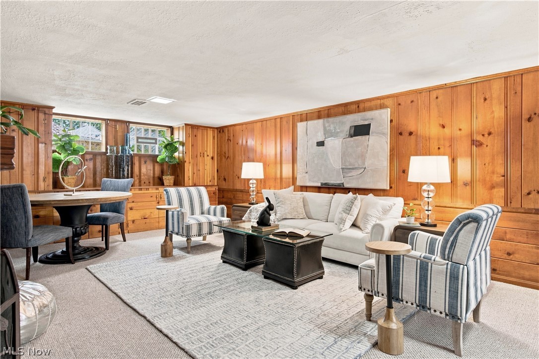 2368 Loyola Road University Heights OH 44118