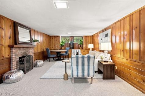 2368 Loyola Road University Heights OH 44118