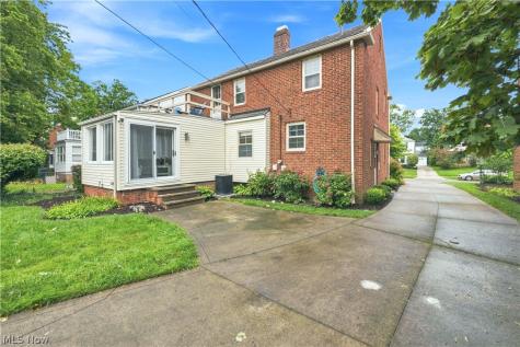 2368 Loyola Road University Heights OH 44118