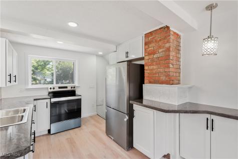 4329 W 131st Street Cleveland OH 44135