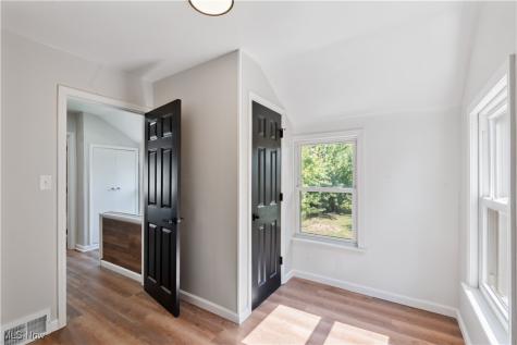 4329 W 131st Street Cleveland OH 44135