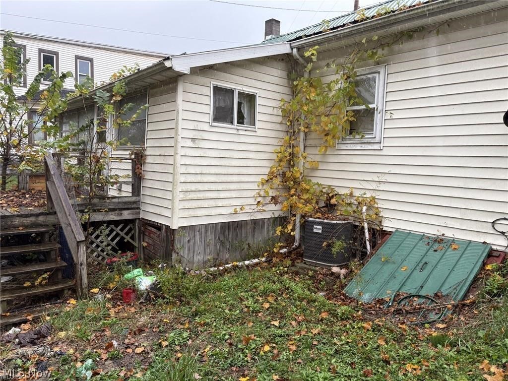 226 E Main Street Freeport OH 43973