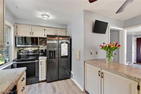 1960 Seneca Road Euclid OH 44117